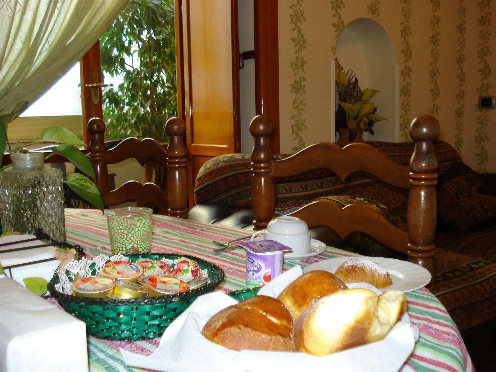 Areamare Bed & Breakfast Naples Exterior photo